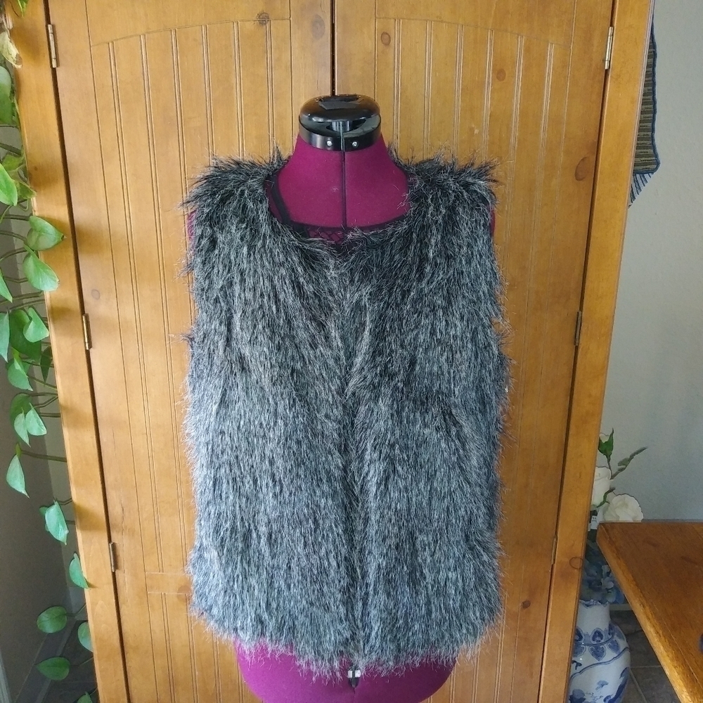 Roommates Faux Fur Vest